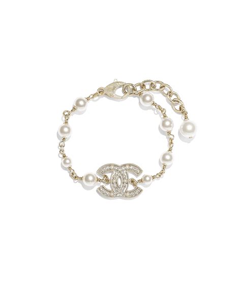 chanel glass pearl bracelet|Chanel bracelet price.